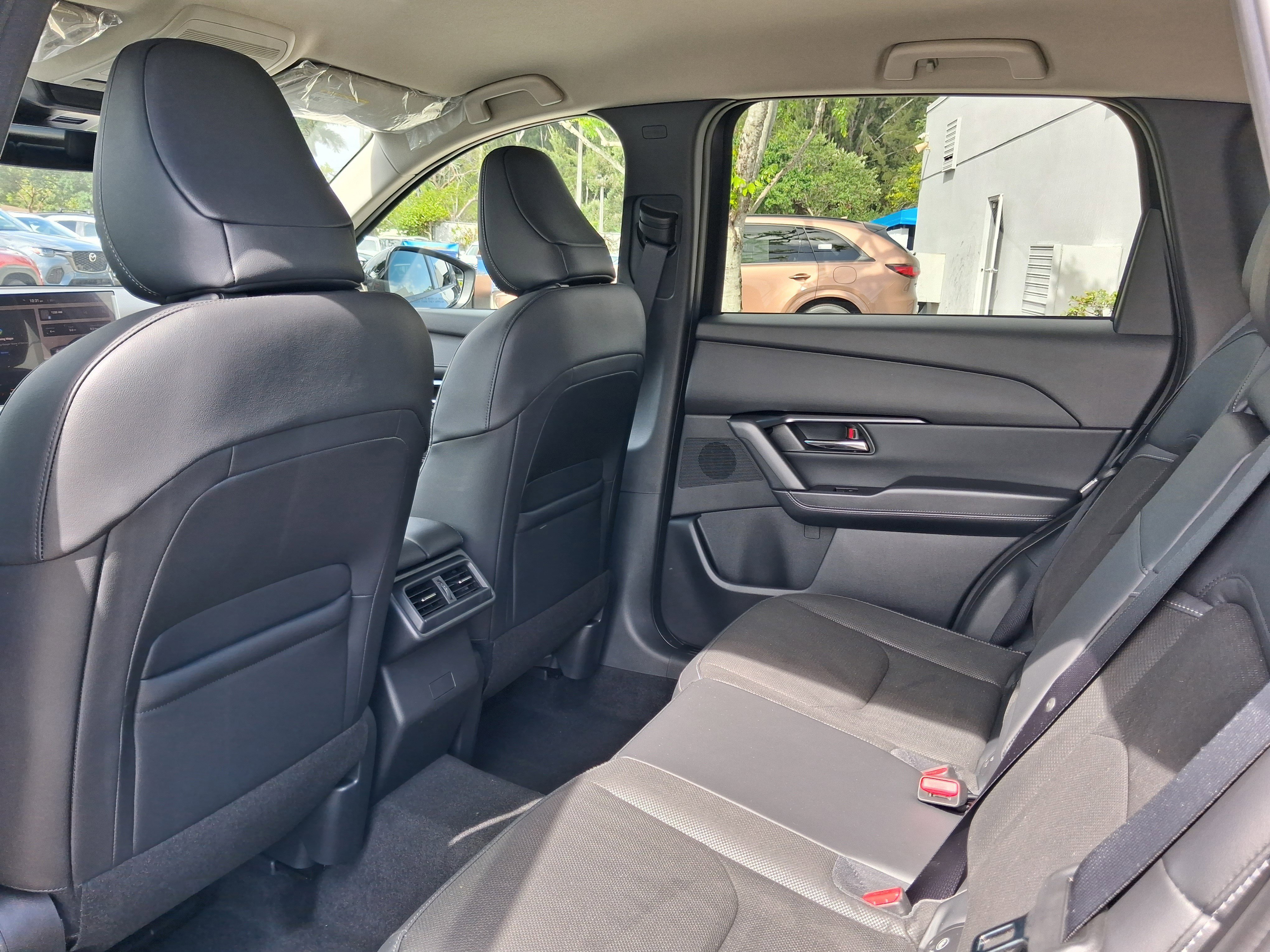 New 2026 Jet Black Mica Mazda 2.5 S Select image 5