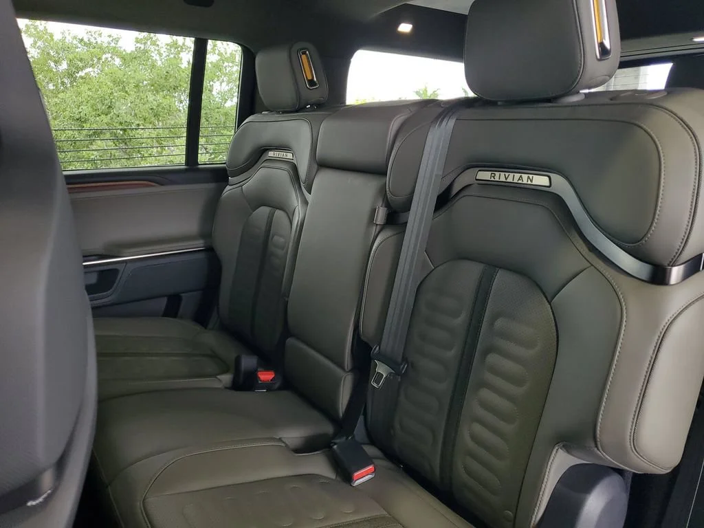 Used 2024  Rivian Adventure image 8