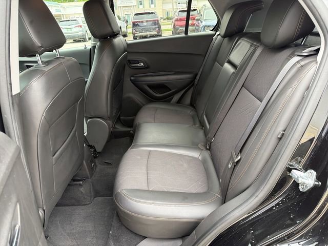 Used 2020 MOSAIC BLACK METALLIC Chevrolet LT image 23