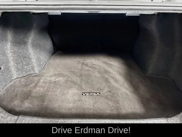 2025 Nissan Versa Sedan SV - Photo 33