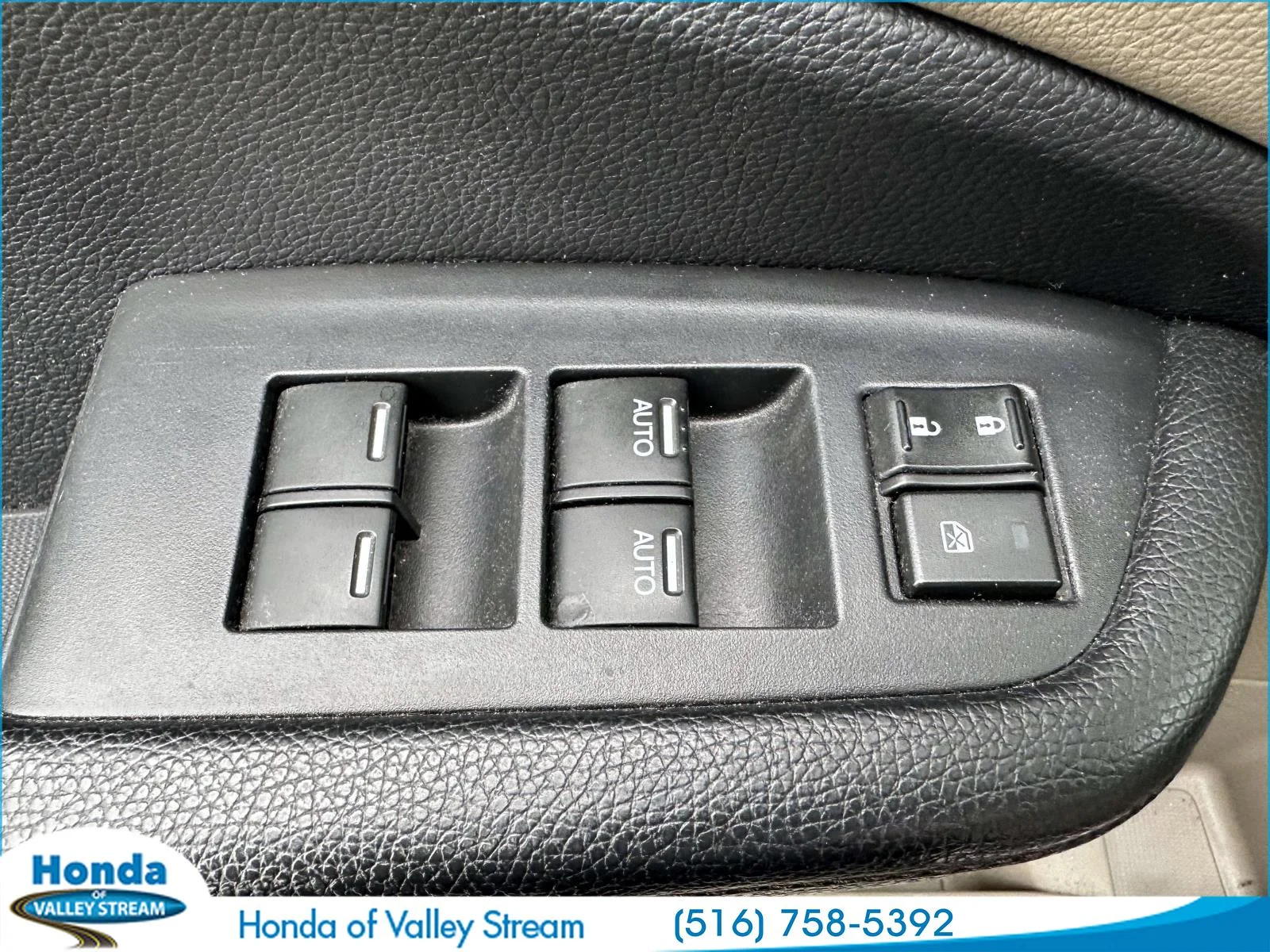 Certified Used 2019 Red Honda EX-L image 16