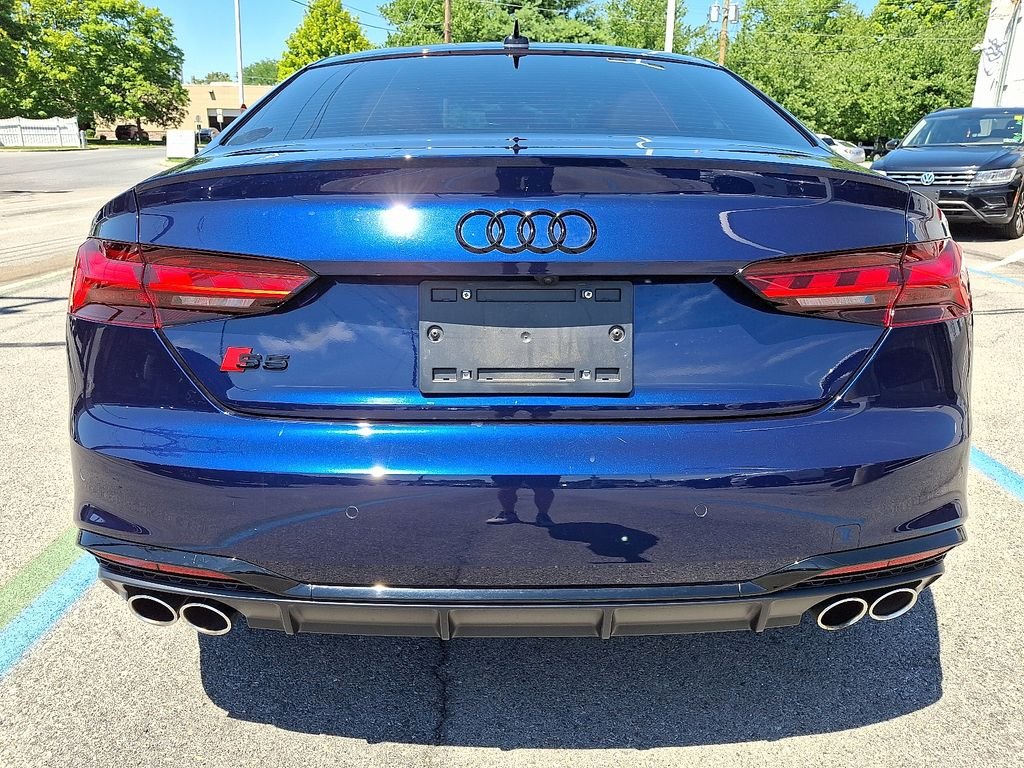 Used 2022 Blue Audi 3.0T Prestige image 6