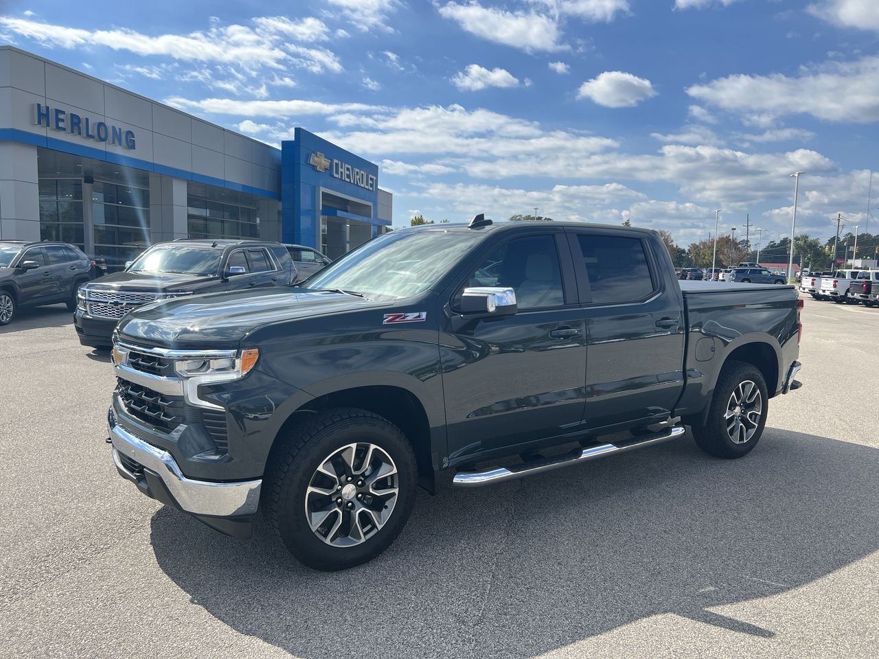 2025 Chevrolet Silverado 1500 LT - Photo 22