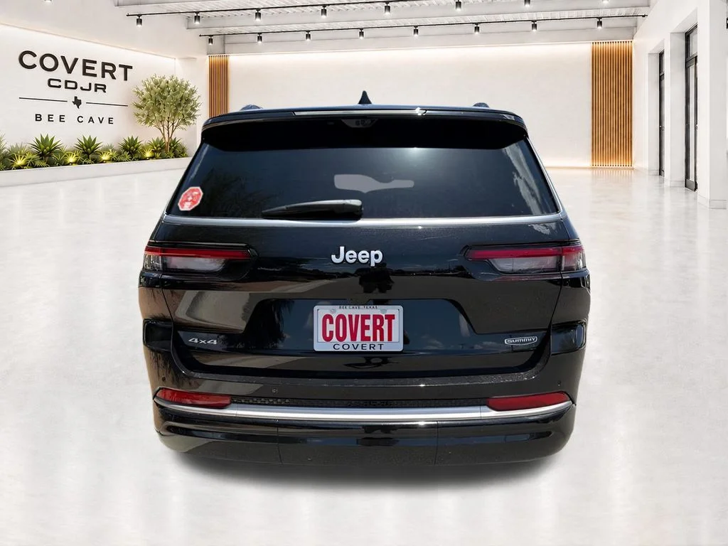 New 2026 Diamond Black Crystal Pearl-Coat Exterior Paint Jeep Summit image 12