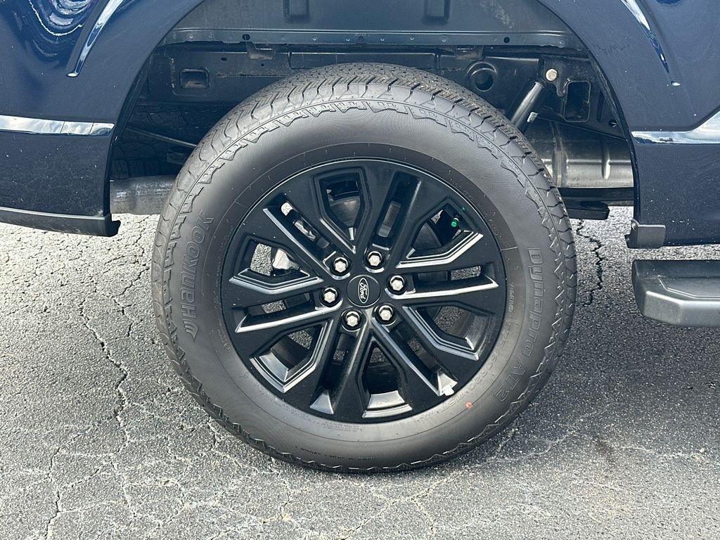 New 2026 Blue Ford Lariat image 17