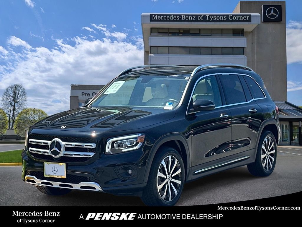2023 Mercedes-Benz GLB GLB 250 4MATIC's photo