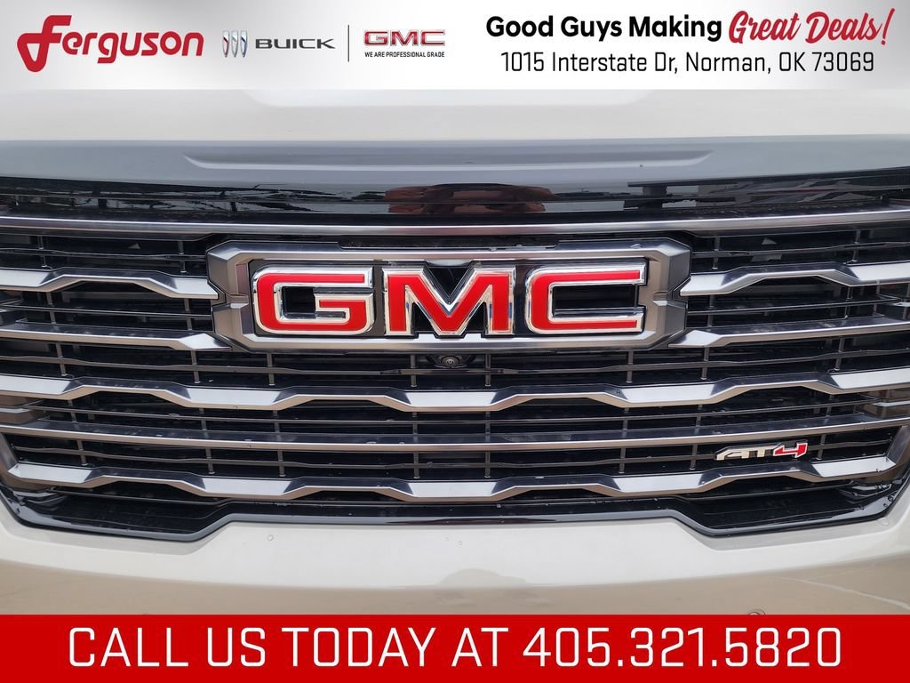 2026 GMC Acadia AT4 - Photo 10