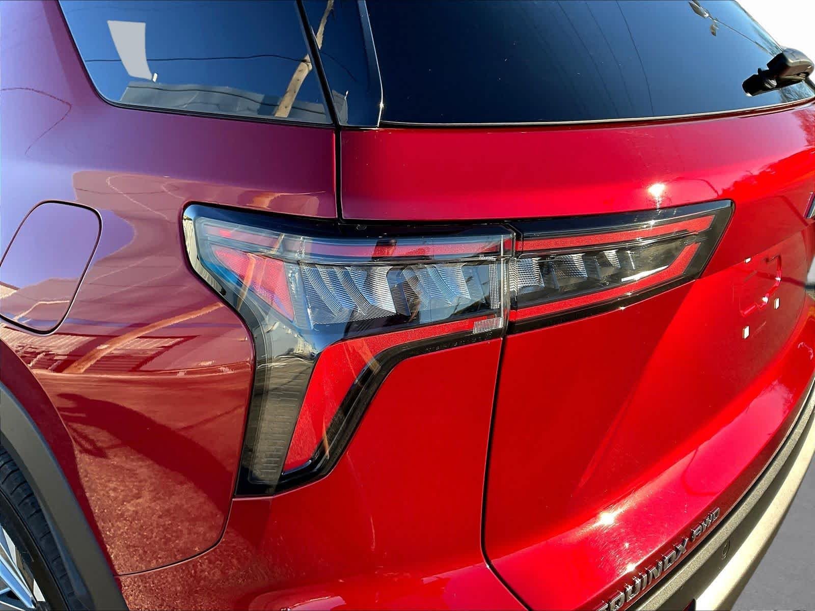 Certified Used 2025 Radiant Red Tintcoat Chevrolet LT image 25