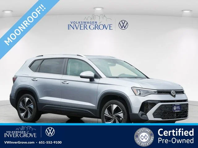 Certified Used 2025 Silver Volkswagen 1.5T SE image 1