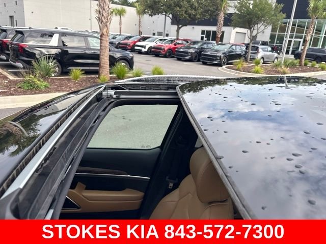 Used 2022 Black Kia SX image 9