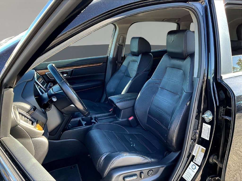Used 2018 Black Honda Touring image 24
