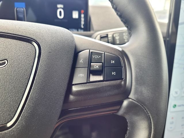 Used 2023 Gray Ford Select image 23