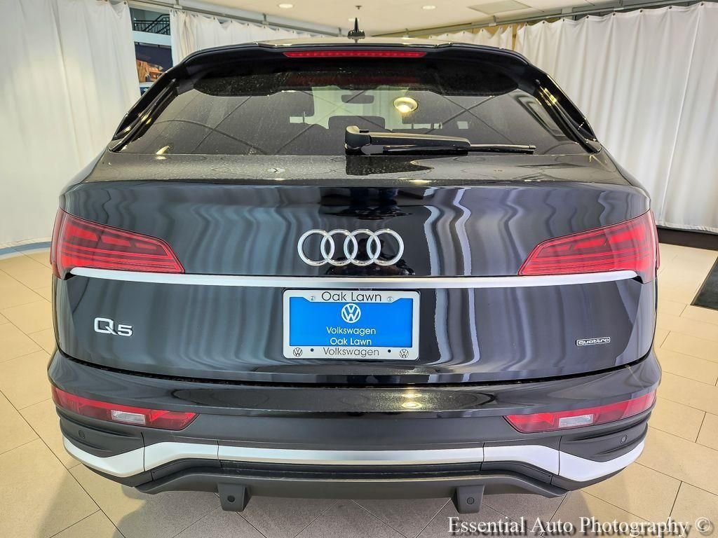 Used 2023 Mythos Black Metallic Audi 45 S line Premium image 4