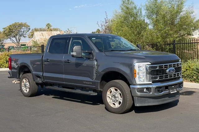 Used 2025 Gray Ford XLT image 2