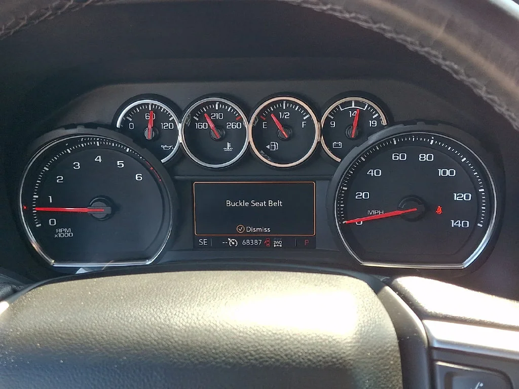 Used 2021 Graywood Metallic Chevrolet LT image 27
