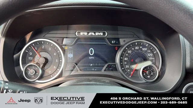 New 2026 Diamond Black Crystal Pearlcoat RAM Express image 13
