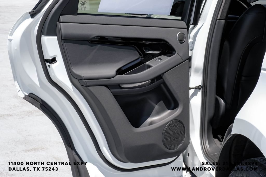 New 2026 Fuji White Land Rover S image 44