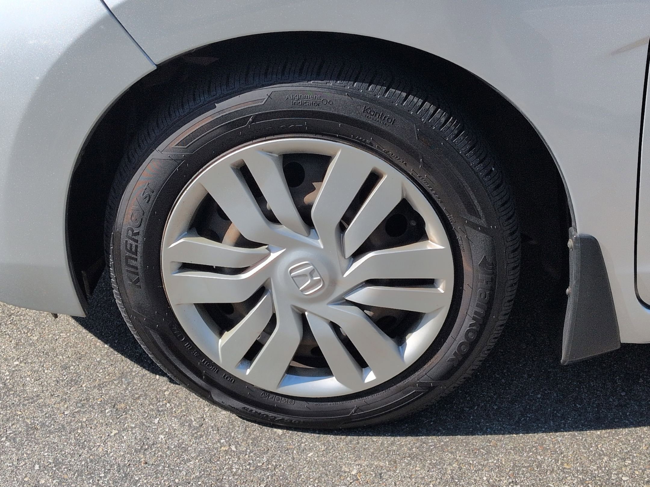 2015 Honda Fit LX - Photo 12