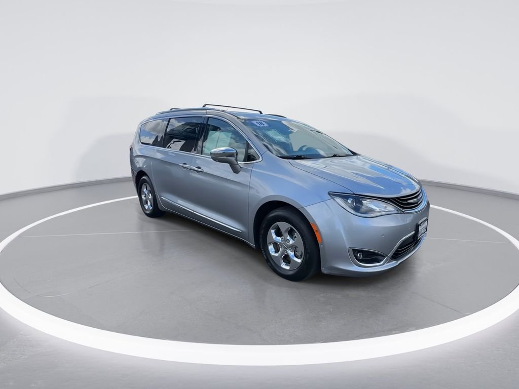 Used 2018 Chrysler Pacifica Hybrid Limited with VIN 2C4RC1N73JR236692 for sale in San Diego, CA