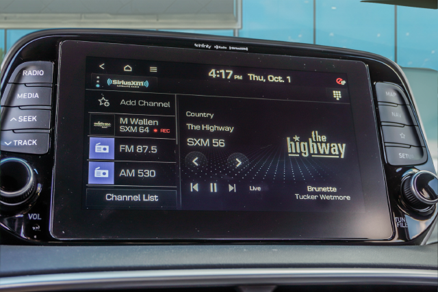 Used 2020 Silver Hyundai Ultimate image 28
