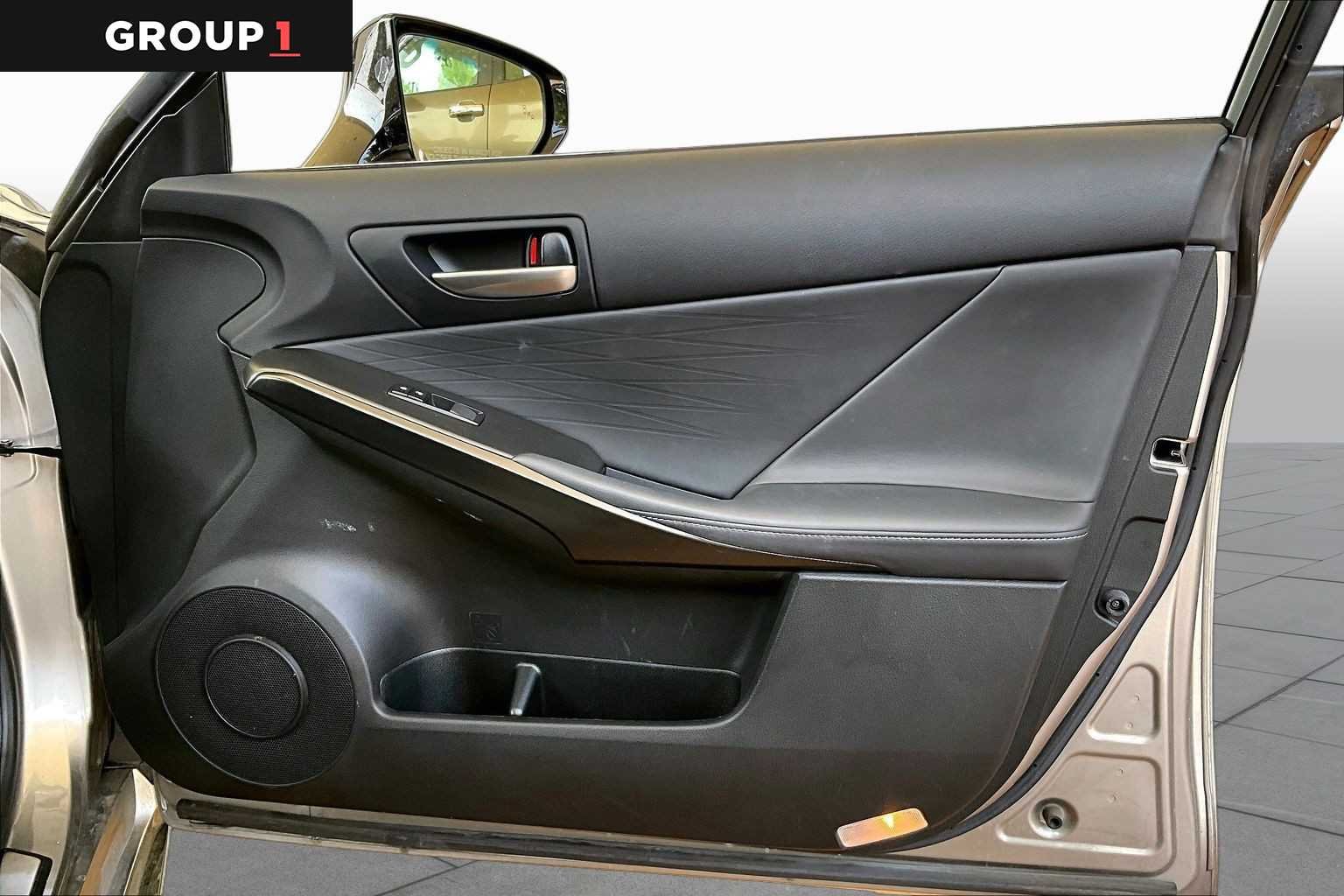 Used 2023 Atomic Silver Lexus F SPORT image 21