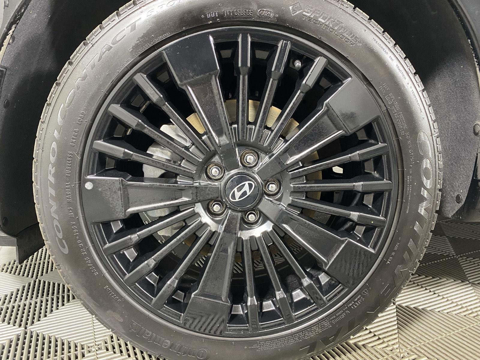 Used 2025 Hampton Gray Hyundai Calligraphy image 12