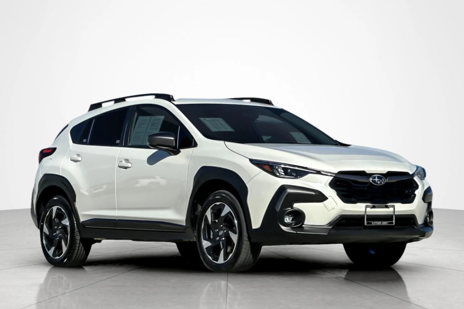 Used 2024 Crystal White Pearl Subaru Limited image 7