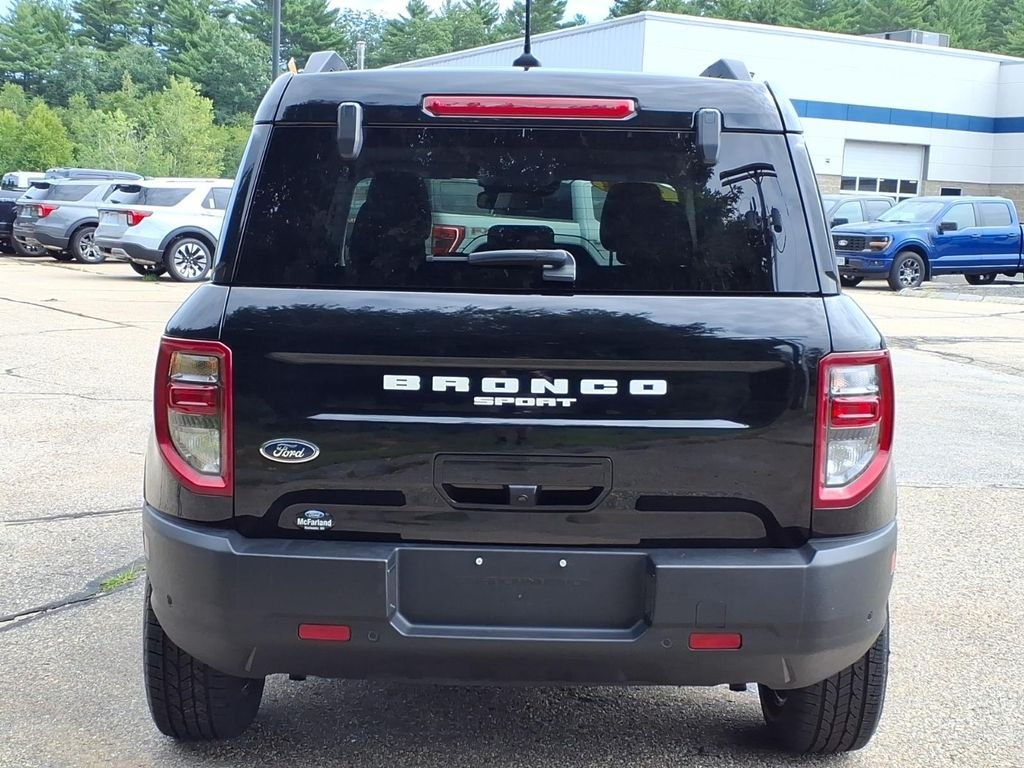 Certified Used 2024 Shadow Black Ford Outer Banks image 5