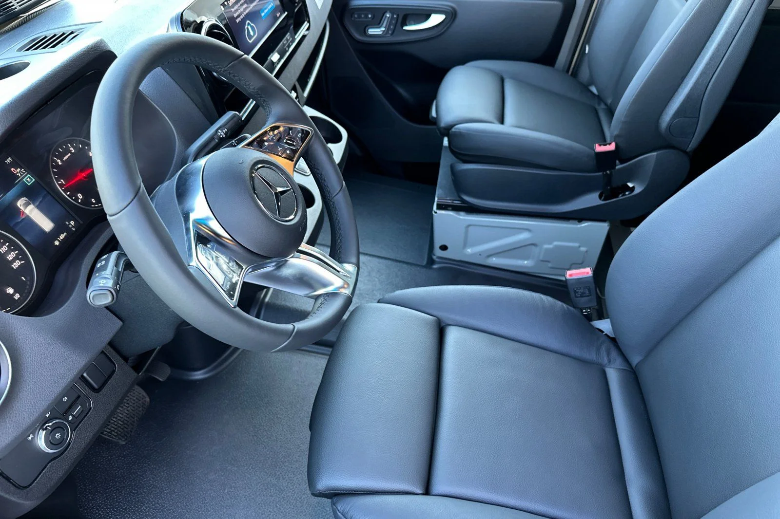 2026 Mercedes-Benz Sprinter Crew Van Base - Photo 8
