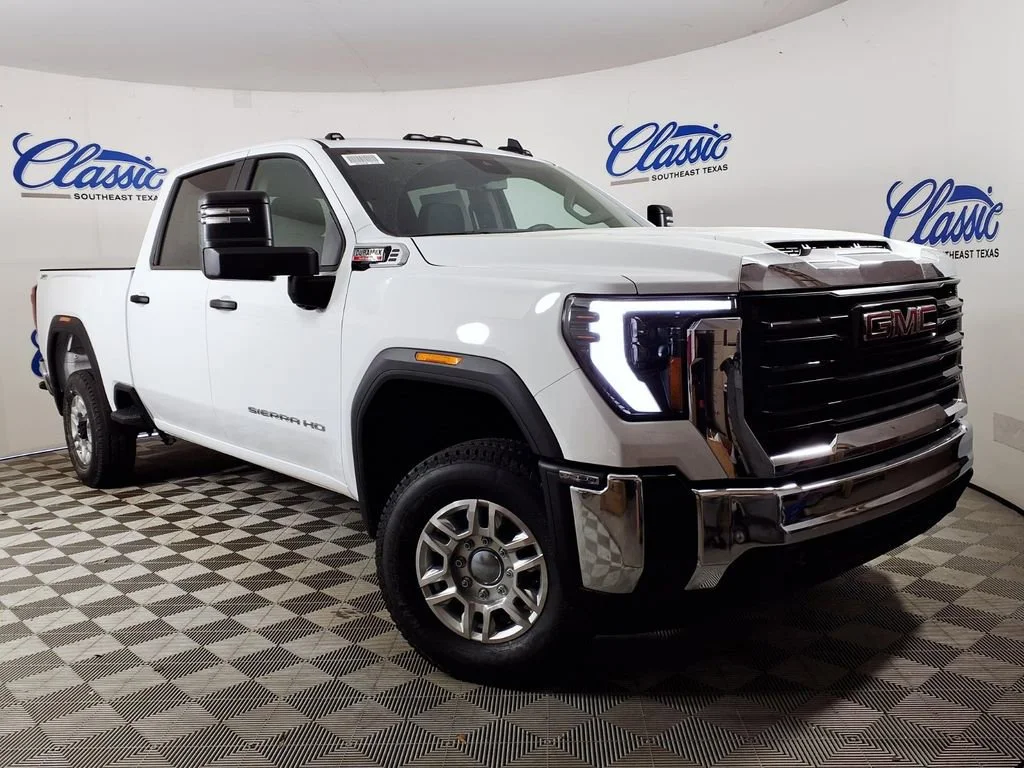 New 2026 Summit White GMC Pro image 2