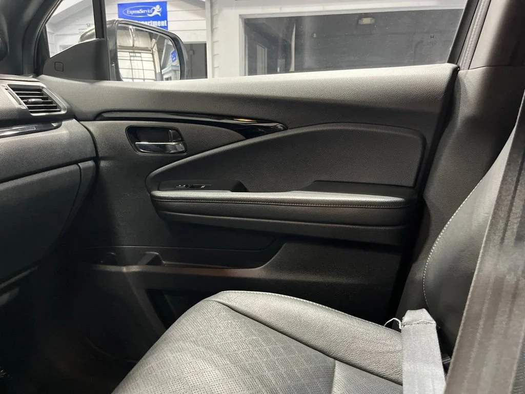 Certified Used 2021 Modern Steel Metallic Honda AWD TOURING image 53