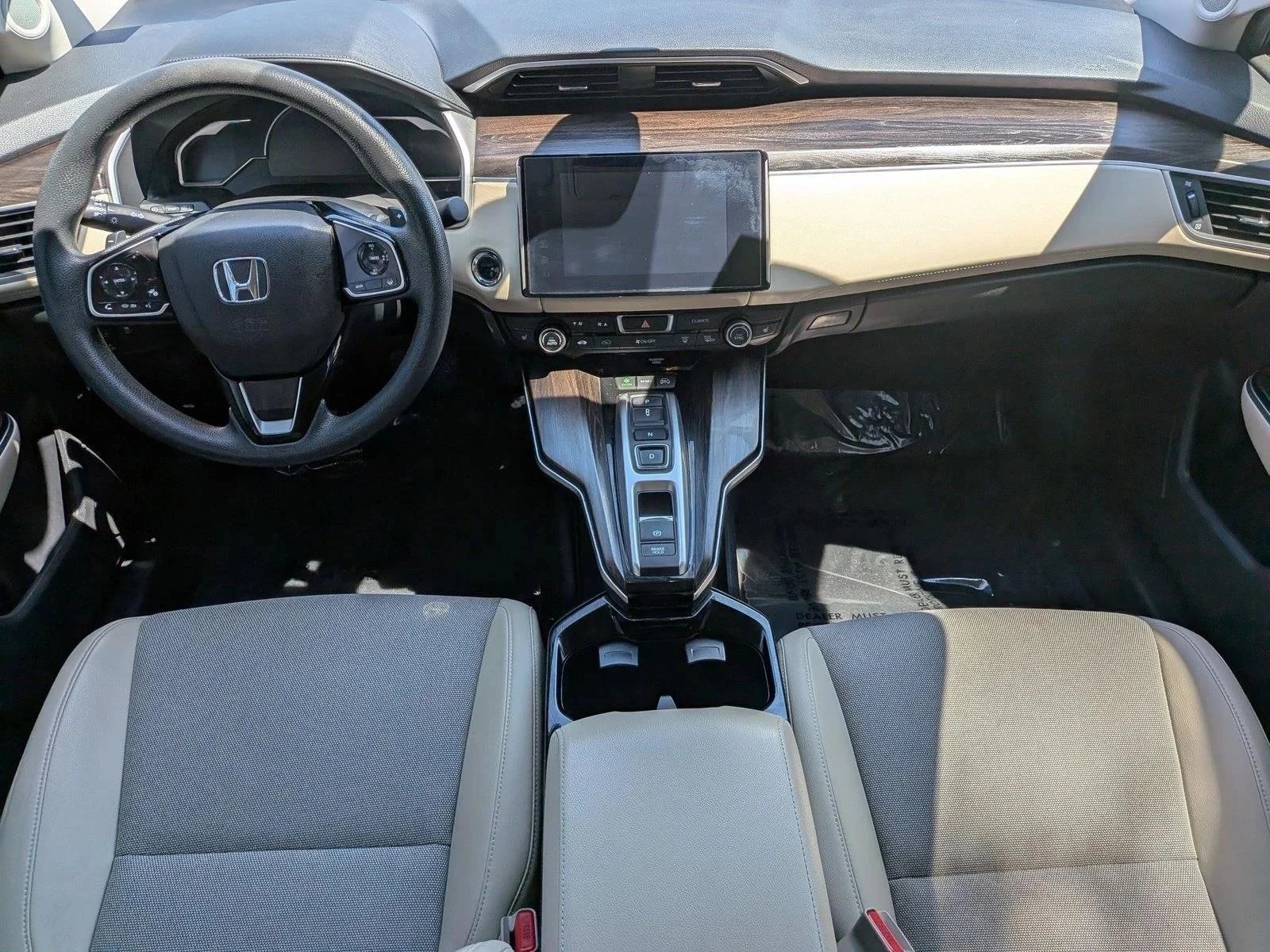 Used 2021 White Honda  image 14