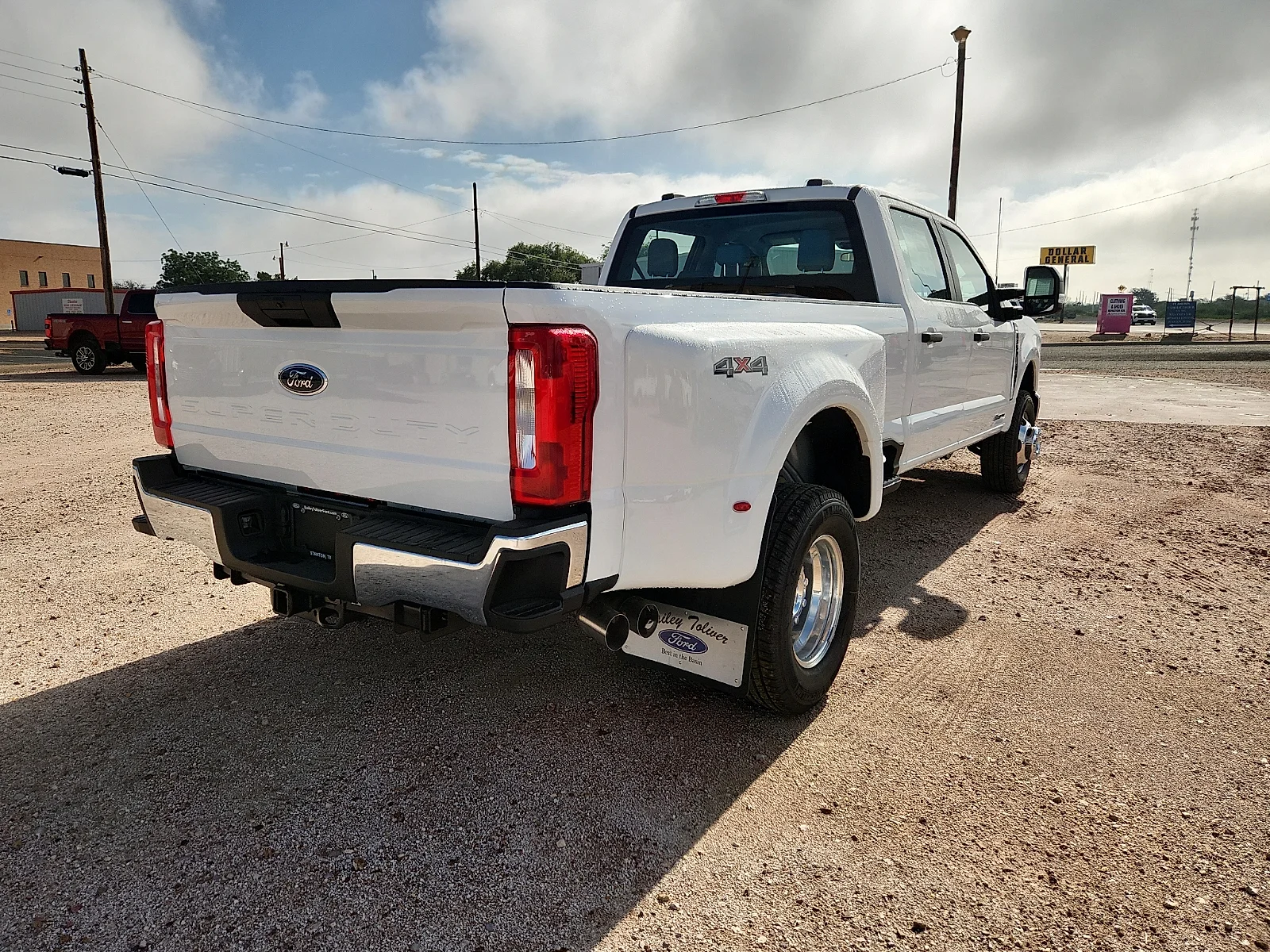 New 2026 Oxford White Ford XL image 7