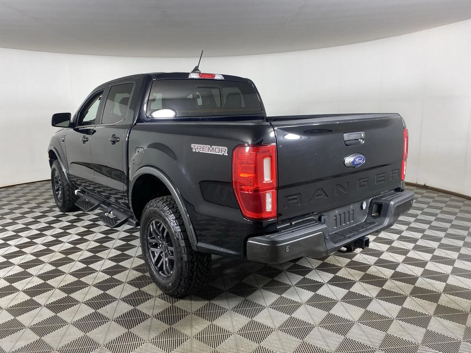 Used 2021 Shadow Black Ford LARIAT image 8