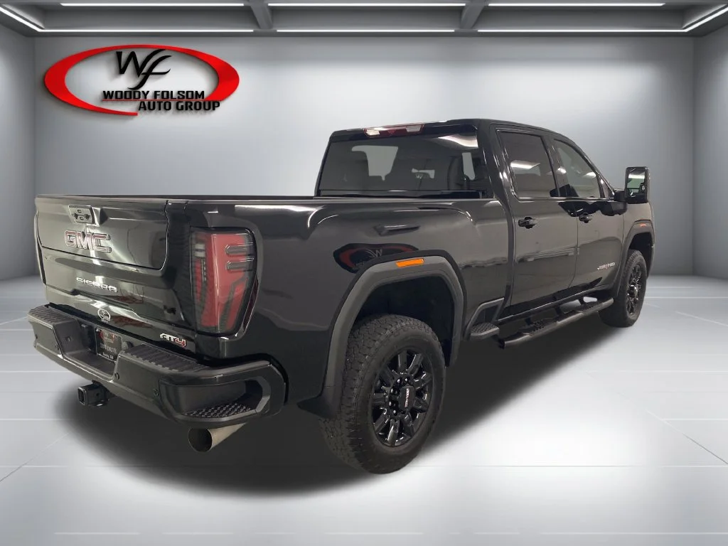 Used 2026 Onyx Black GMC AT4 image 6
