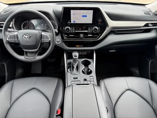 Certified Used 2026  Toyota XLE image 25