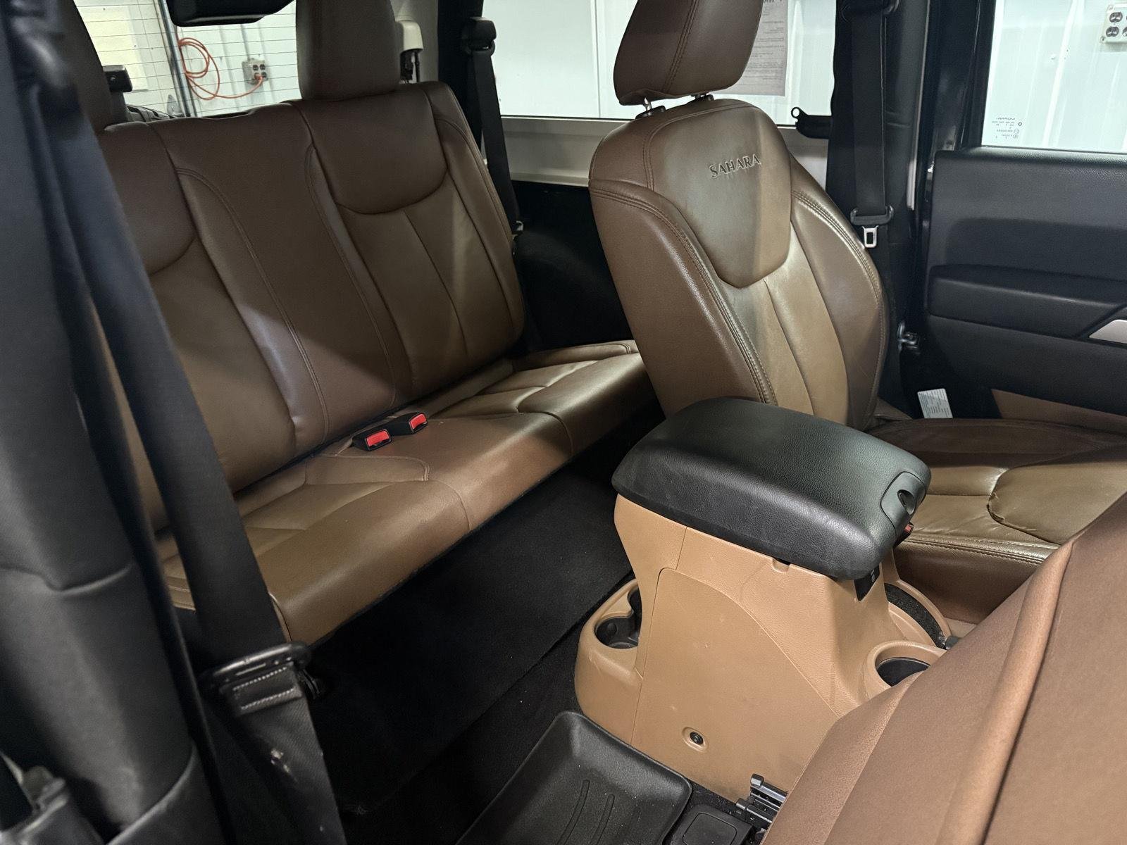 2018 Jeep Wrangler Sahara - Photo 32