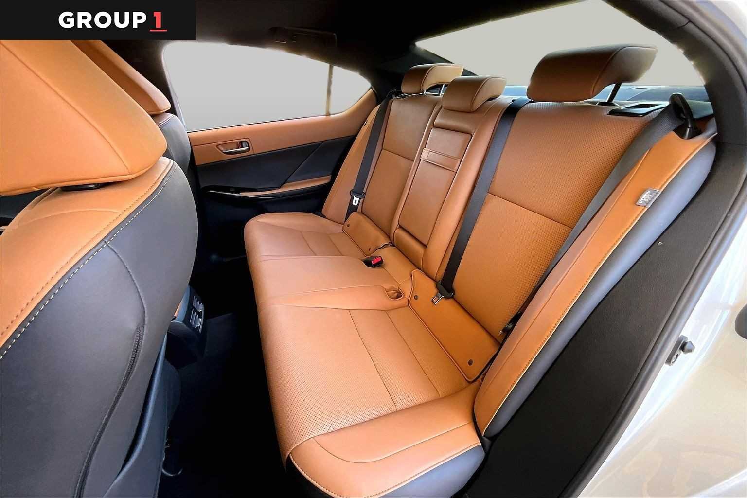 Certified Used 2024 Eminent White Pearl Lexus  image 18