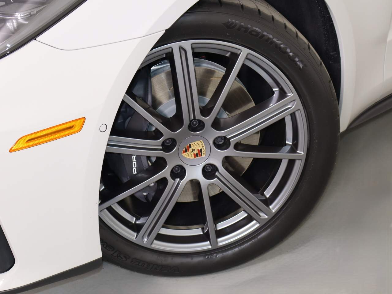 New 2026 Chalk Porsche  image 26
