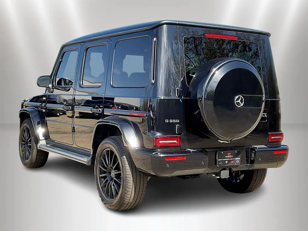 Used 2021 Obsidian Black Metallic Mercedes-Benz G 550 image 4