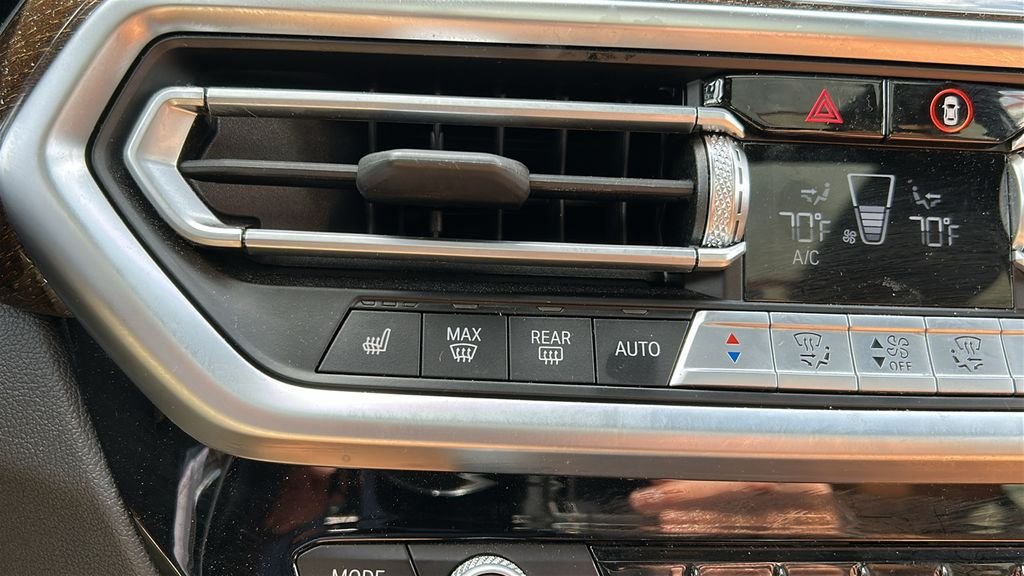Used 2023 Gray BMW xDrive30i image 28
