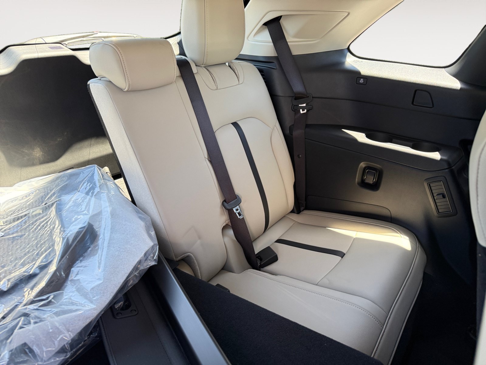 New 2026 Machine Gray Metallic Mazda Preferred image 18