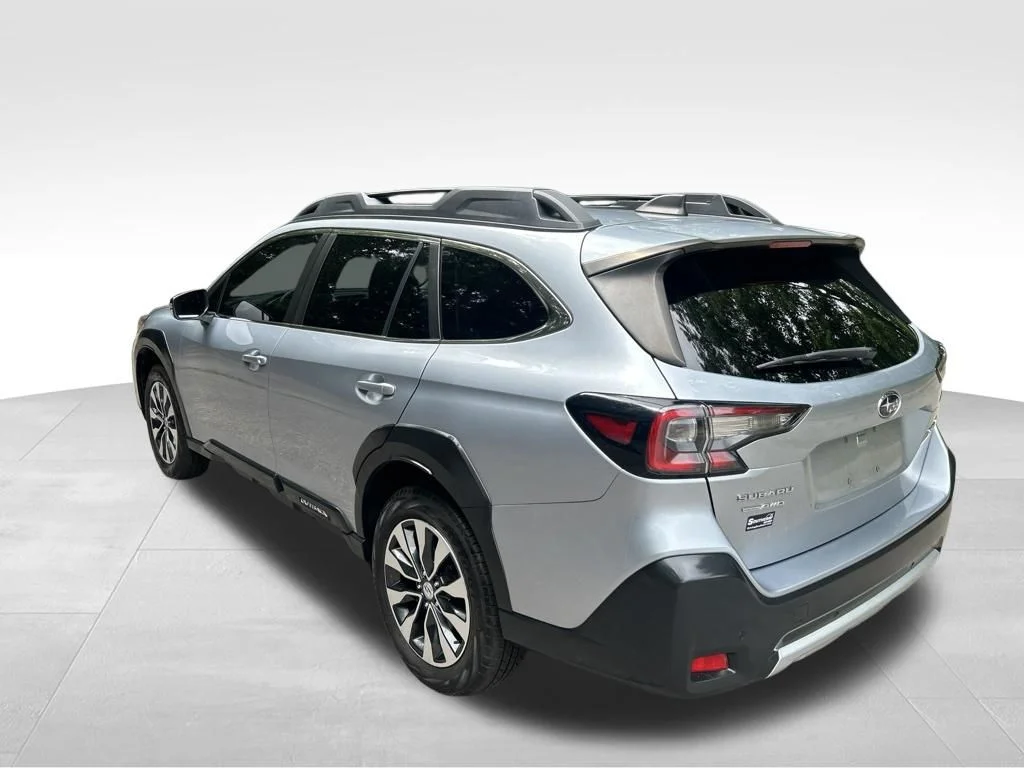 Used 2023 Silver Subaru Limited image 3