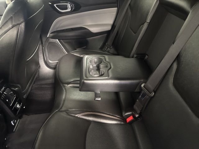Certified Used 2022 White Jeep Limited image 27