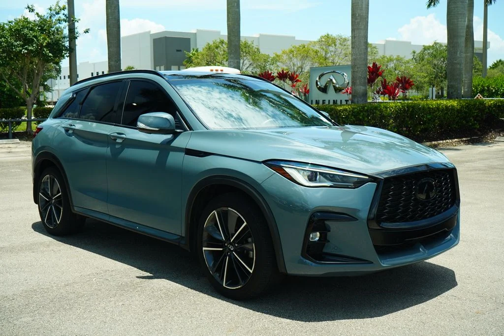 Used 2023 Gray INFINITI SPORT image 14
