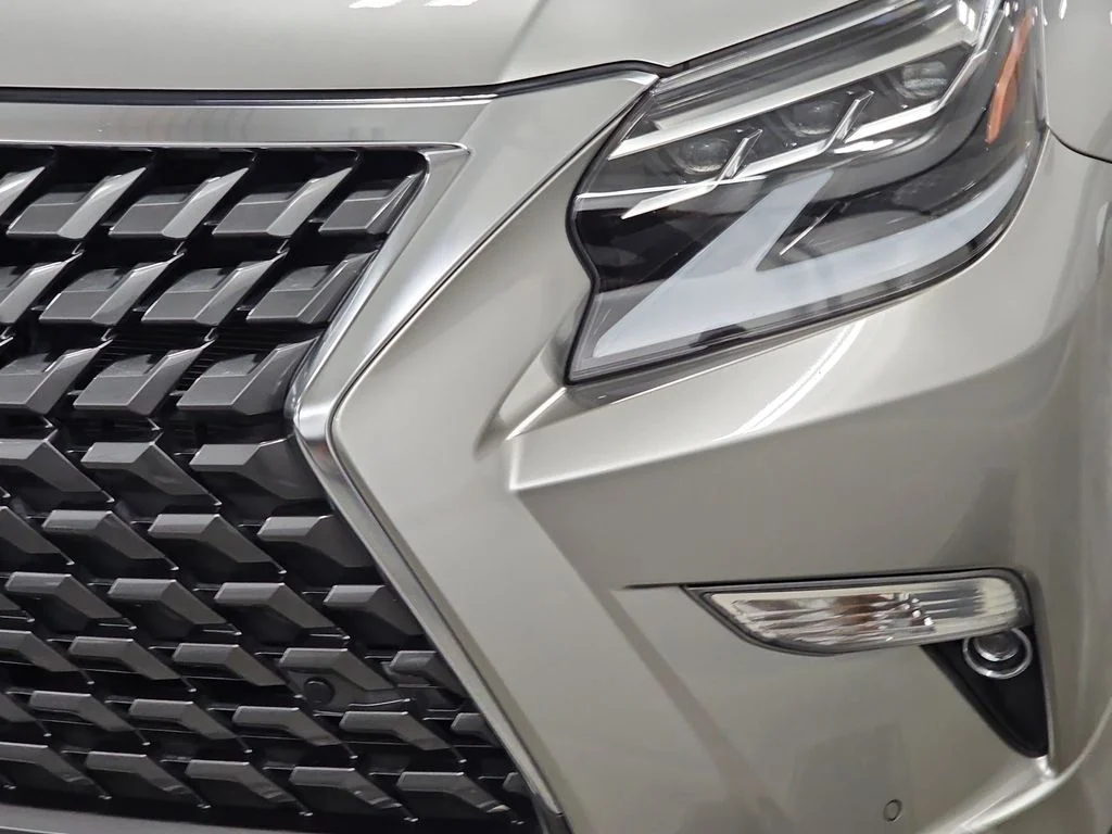 Certified Used 2023 Silver Lexus 460 image 33