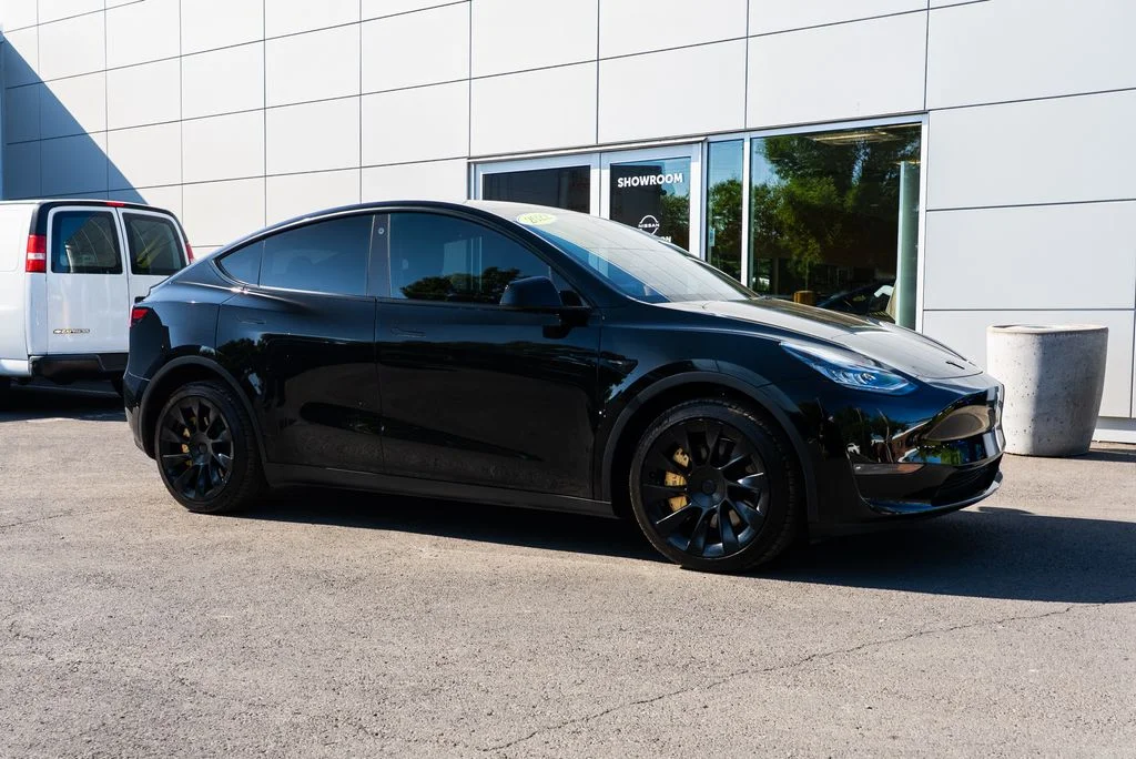 Used 2022 Black Tesla Long Range image 24
