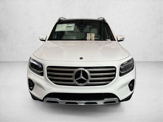 New 2026 Polar White Mercedes-Benz GLB 250 image 32