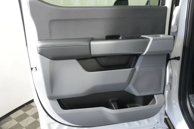 New 2026 Oxford White Ford F-350® XLT image 26
