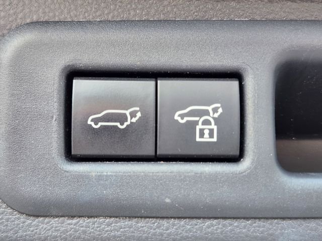 Used 2026 Beige Toyota Platinum image 20